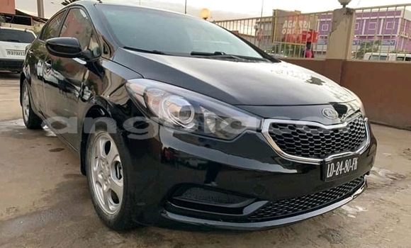 Comprar Usado Kia Cerato Outro Carro em Caala em Huambo