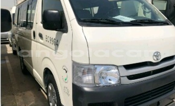 Acheter Occasion Voiture Toyota Hiace Blanc à Luena, Moxico