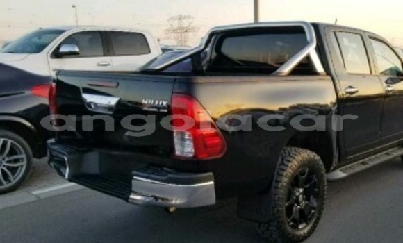 Buy Used Toyota Hilux Black Car in Luena in Moxico