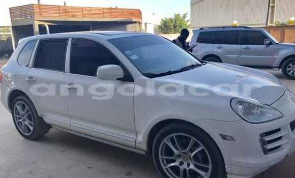 Acheter Occasion Voiture Porsche Cayenne Blanc à Luanda, Province de Luanda