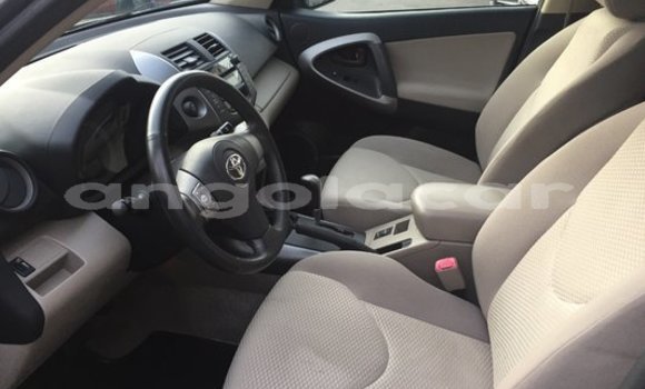Comprar Usado Toyota RAV4 Outro Carro em Luanda em Luanda Province Comprar Usado Toyota RAV4 Outro Carro em Luanda em Luanda Province