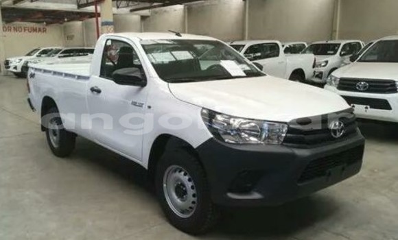 Comprar Usado Toyota Hilux Branco Carro em Luanda em Luanda Province Comprar Usado Toyota Hilux Branco Carro em Luanda em Luanda Province