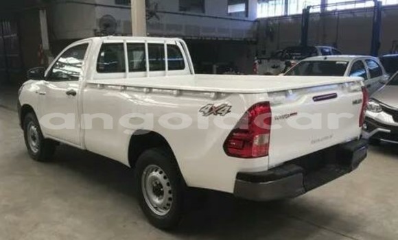 Comprar Usado Toyota Hilux Branco Carro em Luanda em Luanda Province Comprar Usado Toyota Hilux Branco Carro em Luanda em Luanda Province