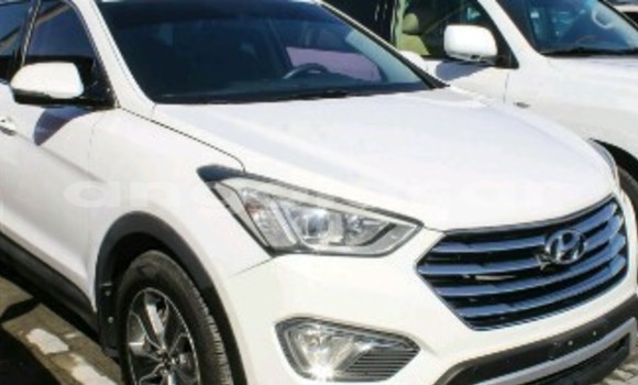 Acheter Occasion Voiture Hyundai Santa Fe Blanc à Luena, Moxico