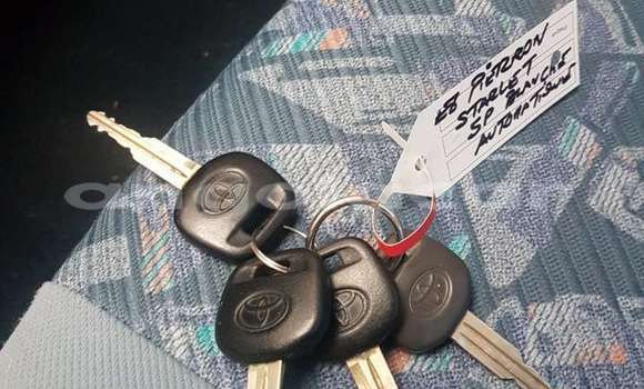 Acheter Occasion Voiture Toyota Corolla Blanc à Luanda, Province de Luanda Acheter Occasion Voiture Toyota Corolla Blanc à Luanda, Province de Luanda