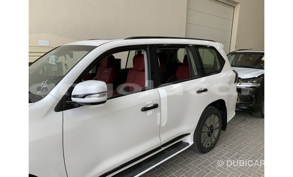 Comprar Importar Lexus LX Branco Carro em Import - Dubai em Bengo Province Comprar Importar Lexus LX Branco Carro em Import - Dubai em Bengo Province