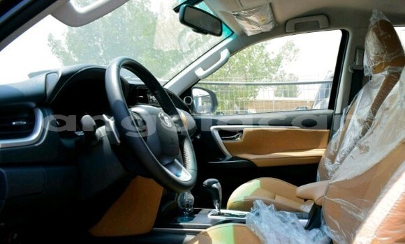 Buy Used Toyota Fortuner Black Car in Luanda in Luanda Province Buy Used Toyota Fortuner Black Car in Luanda in Luanda Province