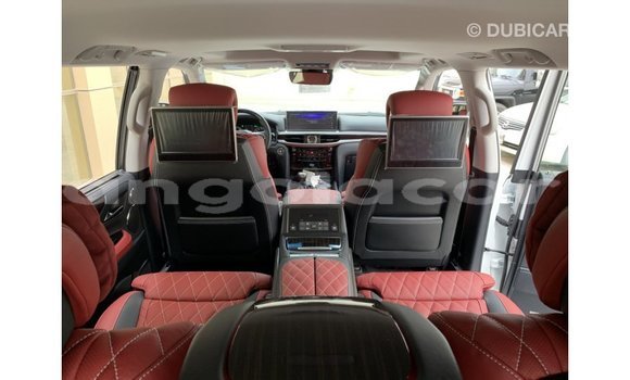 Comprar Importar Lexus LX Branco Carro em Import - Dubai em Bengo Province Comprar Importar Lexus LX Branco Carro em Import - Dubai em Bengo Province