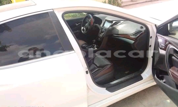 Buy Used Hyundai Azera White Car in Luanda in Luanda Province Buy Used Hyundai Azera White Car in Luanda in Luanda Province