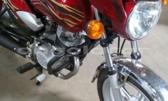 Acheter Occasion Moto TVS HLX125 Rouge à Luena, Moxico