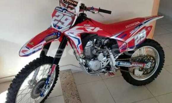 Acheter Occasion Moto Honda CRF Rouge à Benguela, Benguela Acheter Occasion Moto Honda CRF Rouge à Benguela, Benguela