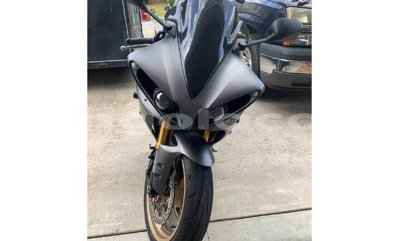 Comprar Usado Yamaha R1 Bege Moto em Luanda em Luanda Province Comprar Usado Yamaha R1 Bege Moto em Luanda em Luanda Province