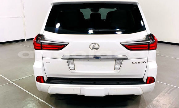 Acheter Occasion Voiture Lexus LX 570 Blanc à Benguela, Benguela Acheter Occasion Voiture Lexus LX 570 Blanc à Benguela, Benguela