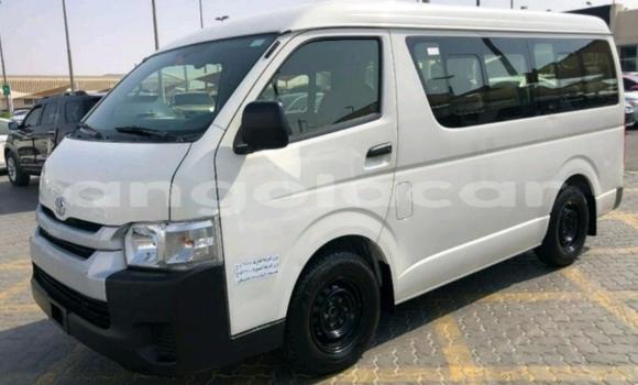 Acheter Occasion Voiture Toyota Hiace Autre à Luanda, Province de Luanda Acheter Occasion Voiture Toyota Hiace Autre à Luanda, Province de Luanda