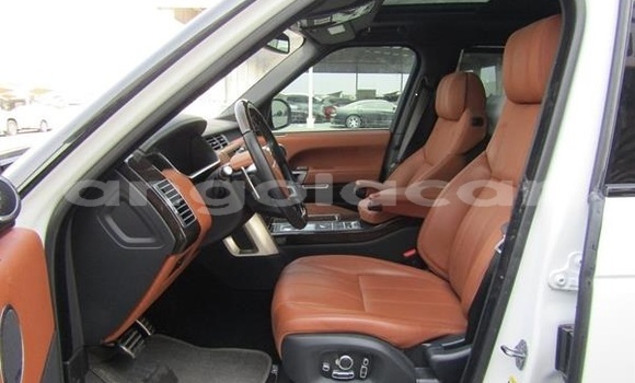 Buy Used Land Rover Range Rover White Car in Caala in Huambo Buy Used Land Rover Range Rover White Car in Caala in Huambo