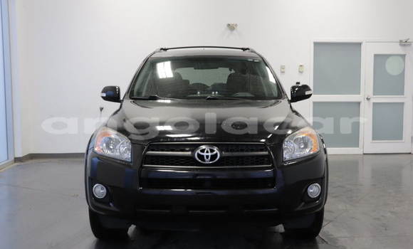 Acheter Occasion Voiture Toyota RAV4 Noir à Luanda, Province de Luanda Acheter Occasion Voiture Toyota RAV4 Noir à Luanda, Province de Luanda