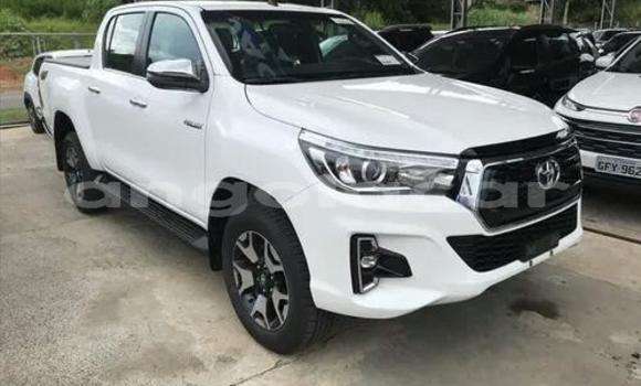 Buy Used Toyota Hilux Other Car in Luanda in Luanda Province Buy Used Toyota Hilux Other Car in Luanda in Luanda Province