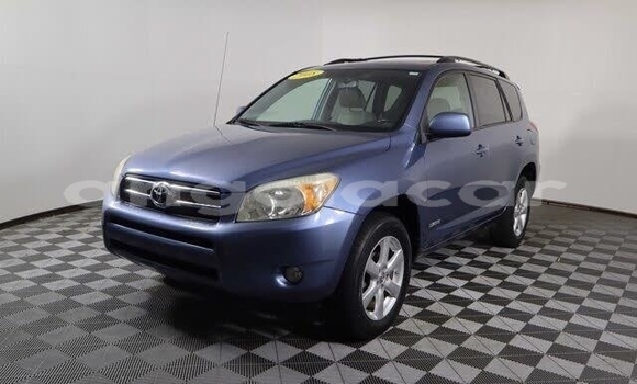 Comprar Usado Toyota RAV4 Outro Carro em Luanda em Luanda Province Comprar Usado Toyota RAV4 Outro Carro em Luanda em Luanda Province
