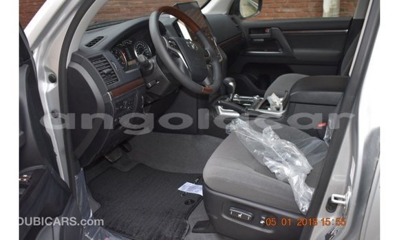 Comprar Importar Toyota Land Cruiser Outro Carro em Import - Dubai em Bengo Province Comprar Importar Toyota Land Cruiser Outro Carro em Import - Dubai em Bengo Province