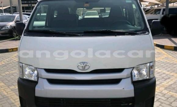 Comprar Novo Toyota Hiace Branco Carro em Luanda em Luanda Province Comprar Novo Toyota Hiace Branco Carro em Luanda em Luanda Province
