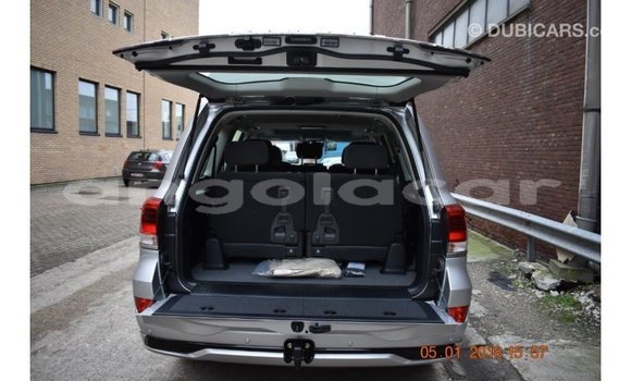 Comprar Importar Toyota Land Cruiser Outro Carro em Import - Dubai em Bengo Province Comprar Importar Toyota Land Cruiser Outro Carro em Import - Dubai em Bengo Province