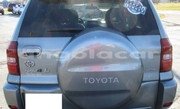 Comprar Usado Toyota RAV4 Outro Carro em Luanda em Luanda Province Comprar Usado Toyota RAV4 Outro Carro em Luanda em Luanda Province