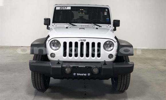 Buy Used Jeep Wrangler White Car in Luanda in Luanda Province Buy Used Jeep Wrangler White Car in Luanda in Luanda Province