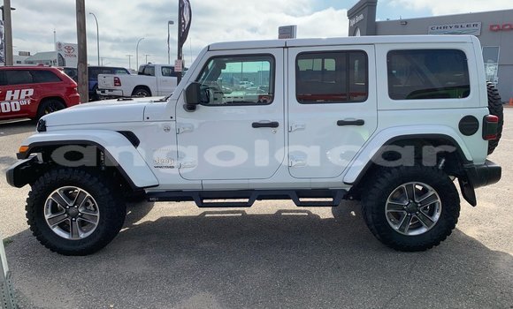 Buy Used Jeep Wrangler White Car in Luanda in Luanda Province Buy Used Jeep Wrangler White Car in Luanda in Luanda Province