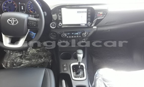 Buy Used Toyota Hilux White Car in Benguela in Benguela Buy Used Toyota Hilux White Car in Benguela in Benguela