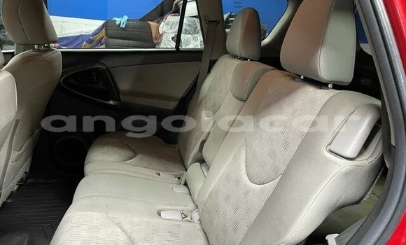 Comprar Usado Toyota RAV4 Vermelho Carro em Luanda em Luanda Province Comprar Usado Toyota RAV4 Vermelho Carro em Luanda em Luanda Province