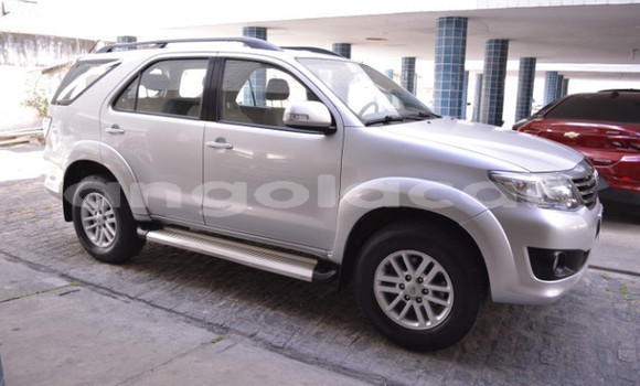 Comprar Usado Toyota Fortuner Outro Carro em Luanda em Luanda Province Comprar Usado Toyota Fortuner Outro Carro em Luanda em Luanda Province