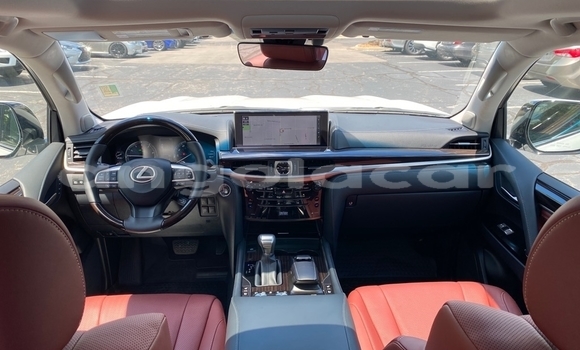 Acheter Occasion Voiture Lexus LX 570 Blanc à Caluquembe, Huila Acheter Occasion Voiture Lexus LX 570 Blanc à Caluquembe, Huila