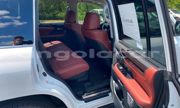 Acheter Occasion Voiture Lexus LX 570 Blanc à Caluquembe, Huila Acheter Occasion Voiture Lexus LX 570 Blanc à Caluquembe, Huila
