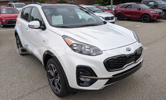 Comprar Usado Kia Sportage Branco Carro em Luanda em Luanda Province