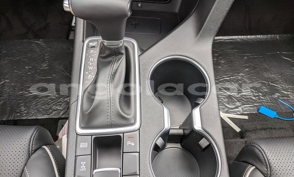 Comprar Usado Kia Sportage Branco Carro em Luanda em Luanda Province Comprar Usado Kia Sportage Branco Carro em Luanda em Luanda Province