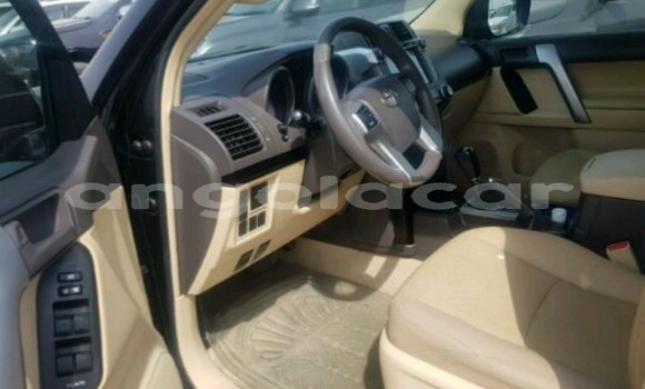Acheter Occasion Voiture Toyota Land Cruiser Prado Noir à Luanda, Province de Luanda Acheter Occasion Voiture Toyota Land Cruiser Prado Noir à Luanda, Province de Luanda