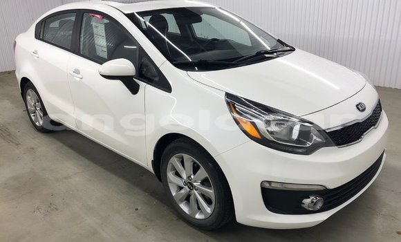 Buy Used Kia rio White Car in Luanda in Luanda Province Buy Used Kia rio White Car in Luanda in Luanda Province