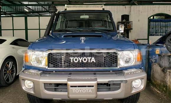 Acheter Occasion Voiture Toyota Land Cruiser Bleu à Luanda, Province de Luanda Acheter Occasion Voiture Toyota Land Cruiser Bleu à Luanda, Province de Luanda
