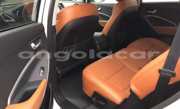 Acheter Occasion Voiture Hyundai Santa Fe Blanc à Luanda, Province de Luanda Acheter Occasion Voiture Hyundai Santa Fe Blanc à Luanda, Province de Luanda