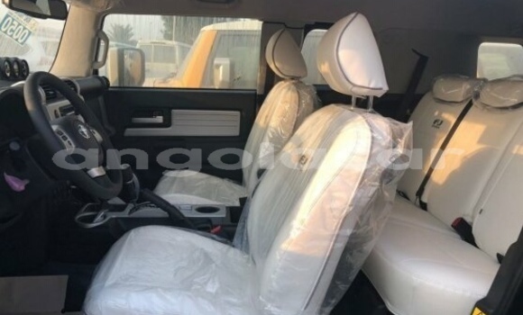 Acheter Occasion Voiture Toyota FJ Cruiser Noir à Soyo, Zaïre Acheter Occasion Voiture Toyota FJ Cruiser Noir à Soyo, Zaïre