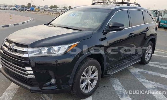 Comprar Importar Toyota Highlander Preto Carro em Import - Dubai em Bengo Province Comprar Importar Toyota Highlander Preto Carro em Import - Dubai em Bengo Province