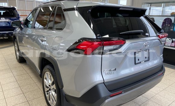 Buy Used Toyota RAV4 White Car in Benguela in Benguela Buy Used Toyota RAV4 White Car in Benguela in Benguela