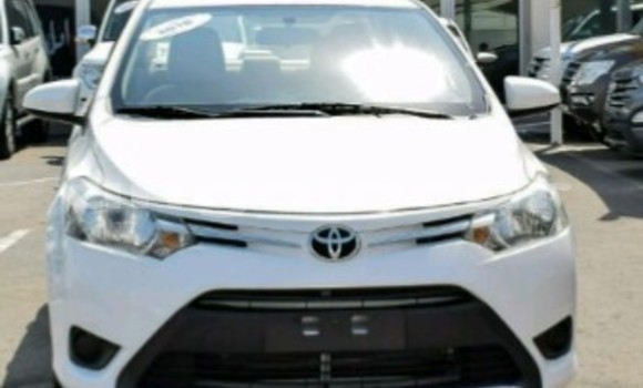 Comprar Novo Toyota Yaris Branco Carro em Luanda em Luanda Province