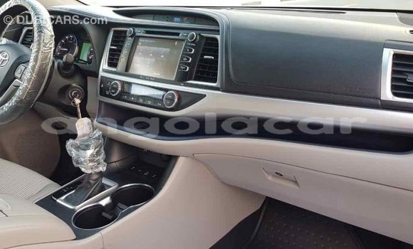 Comprar Importar Toyota Highlander Outro Carro em Import - Dubai em Bengo Province Comprar Importar Toyota Highlander Outro Carro em Import - Dubai em Bengo Province