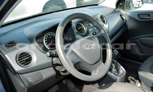 Buy Used Hyundai i10 Blue Car in Luanda in Luanda Province Buy Used Hyundai i10 Blue Car in Luanda in Luanda Province