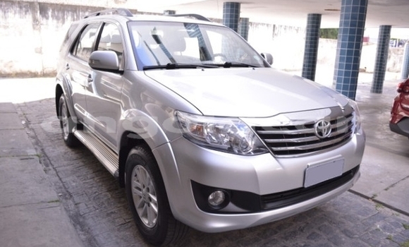 Buy Used Toyota Fortuner Other Car in Luanda in Luanda Province Buy Used Toyota Fortuner Other Car in Luanda in Luanda Province