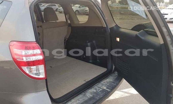Comprar Importar Toyota 4Runner Marrom Carro em Import - Dubai em Bengo Province Comprar Importar Toyota 4Runner Marrom Carro em Import - Dubai em Bengo Province