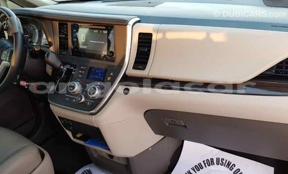 Buy Import Toyota Sienna White Car in Import - Dubai in Bengo Province Buy Import Toyota Sienna White Car in Import - Dubai in Bengo Province
