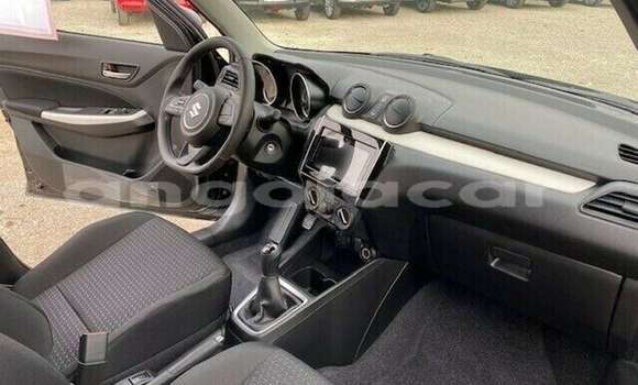 Acheter Occasion Voiture Suzuki Swift Noir à Luanda, Province de Luanda Acheter Occasion Voiture Suzuki Swift Noir à Luanda, Province de Luanda