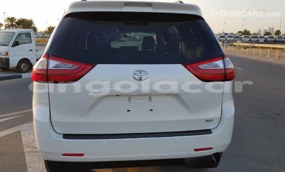Buy Import Toyota Sienna White Car in Import - Dubai in Bengo Province Buy Import Toyota Sienna White Car in Import - Dubai in Bengo Province